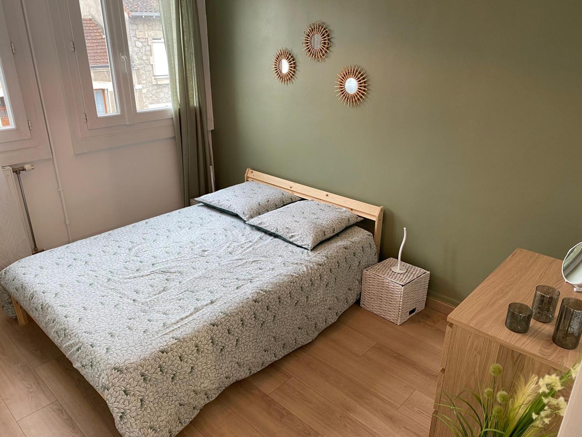 Superbe Appartement Au Bord De Vienne ลิมอจส์ ภายนอก รูปภาพ